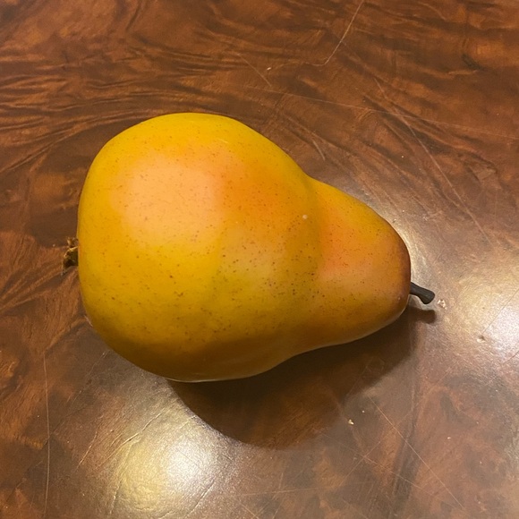 Decorative Yellow Pears Set - Picture 2 of 8